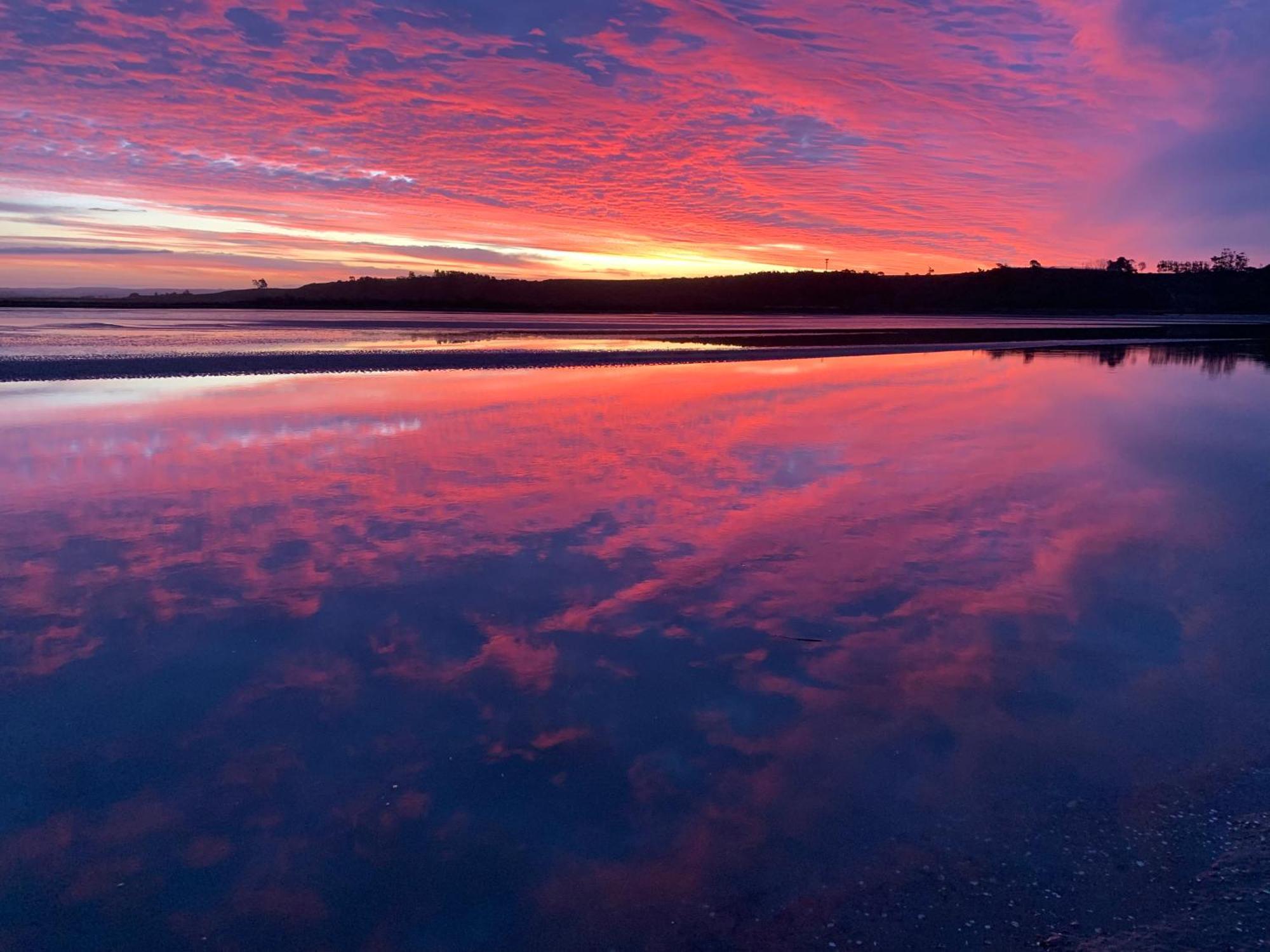 Pukehina Estuary Sunset Views Townhouse & Studio Buitenkant foto