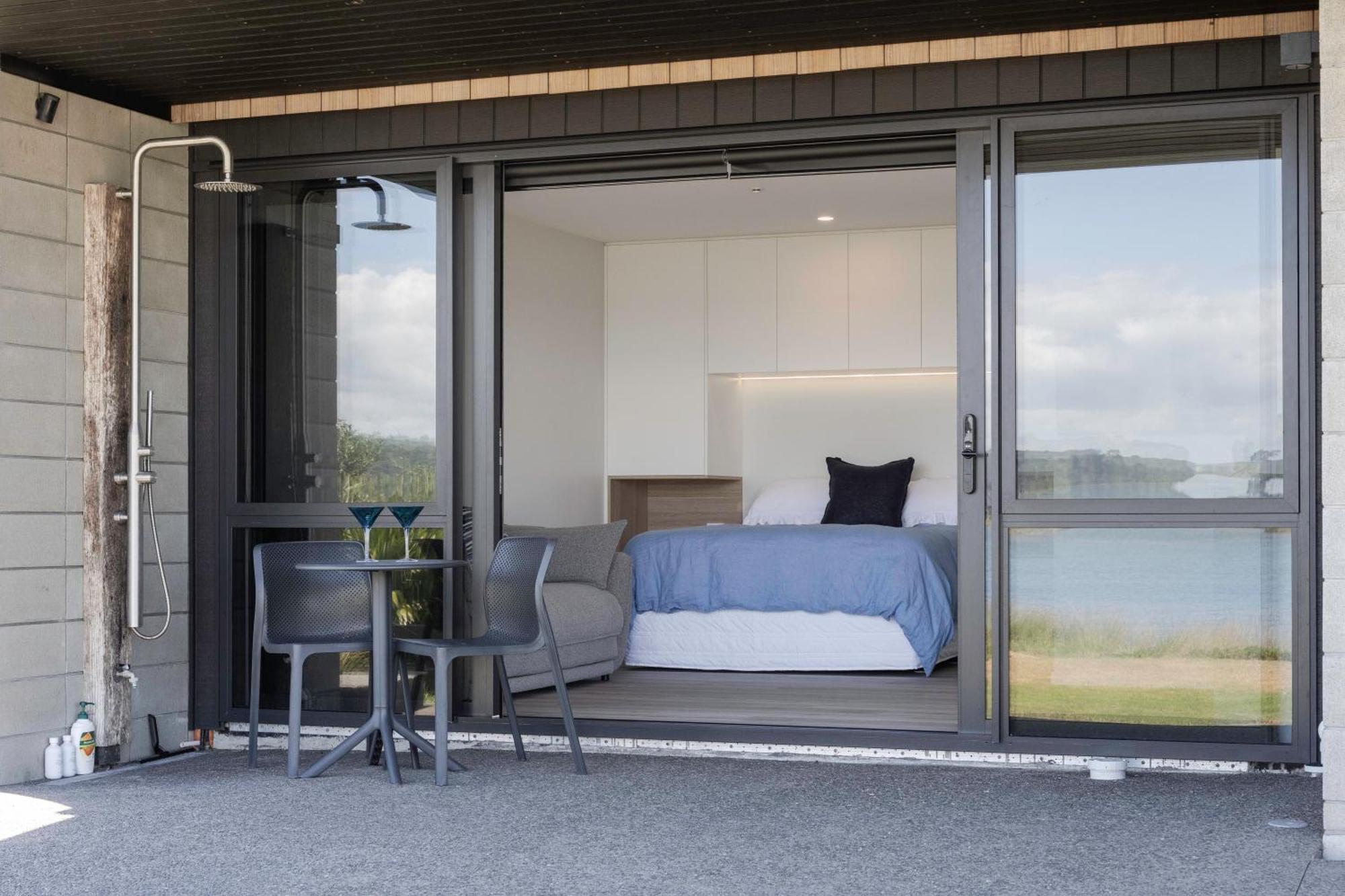 Pukehina Estuary Sunset Views Townhouse & Studio Buitenkant foto