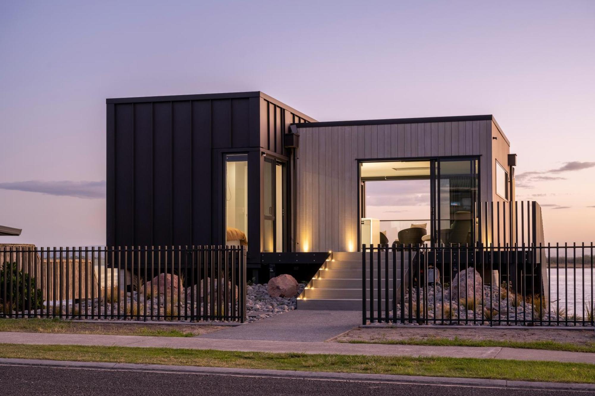 Pukehina Estuary Sunset Views Townhouse & Studio Buitenkant foto